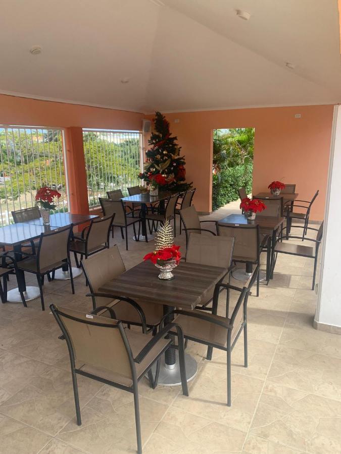 Omira Apartment Suites Willemstad Buitenkant foto