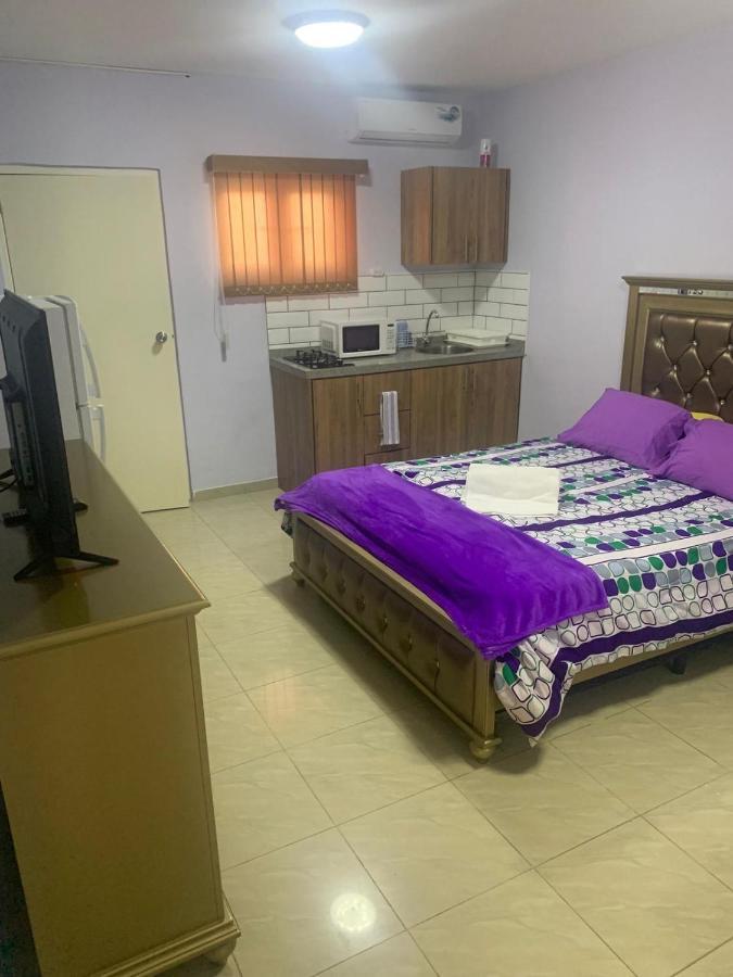 Omira Apartment Suites Willemstad Buitenkant foto