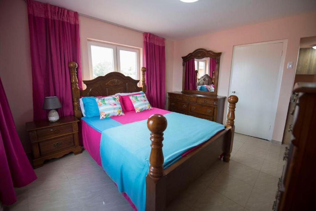 Omira Apartment Suites Willemstad Buitenkant foto